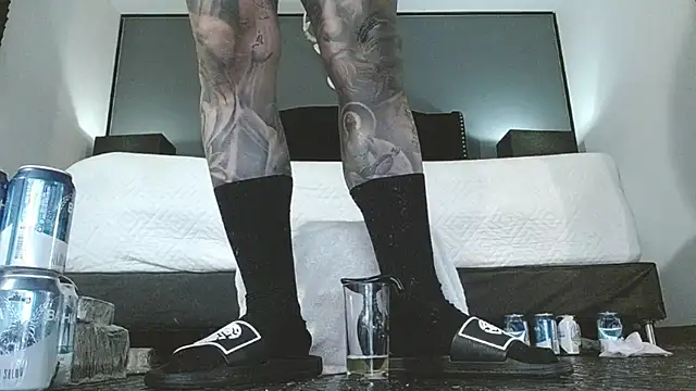 danilog515 即時 XXX 聊天