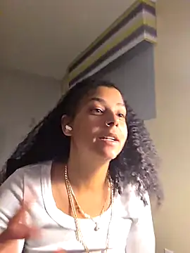 tastesosweet: διαδικτυακό σόου στην κάμερα