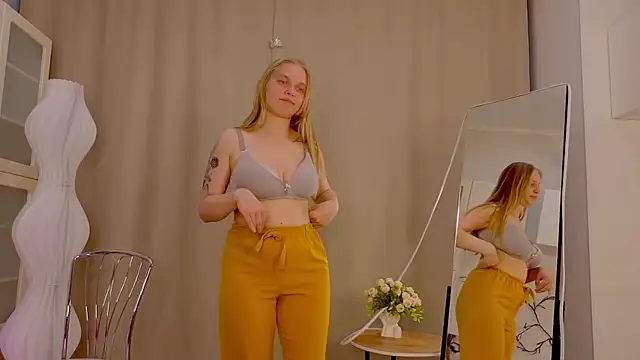 AlicaCohill's Live XXX Chat