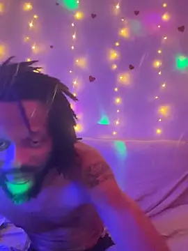 magic_man1085 即時 XXX 聊天