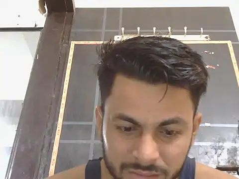 Stubborndesiboy Adlı Modelin Canlı XXX Sohbeti