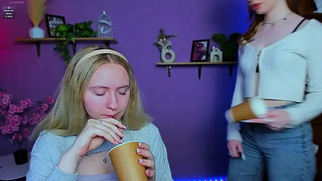 mila_glow1 Adlı Modelin Canlı XXX Sohbeti