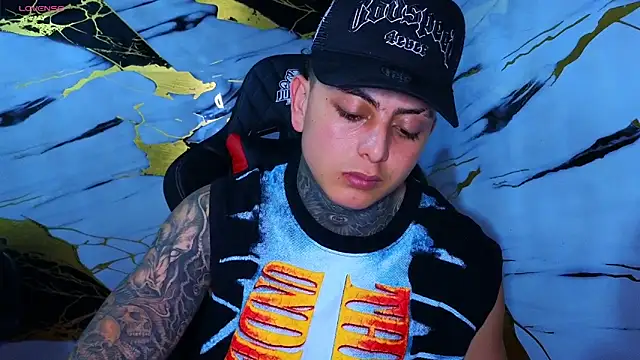 Kevin22_222 Chat XXX live