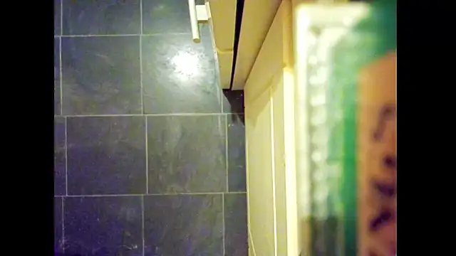 hairyuncut00 Live XXX-chat