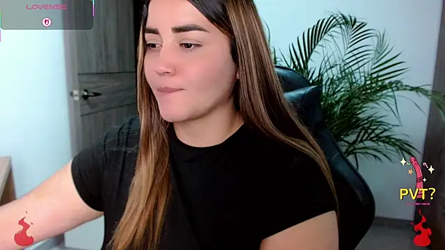 Lucia_star__ 即時 XXX 聊天