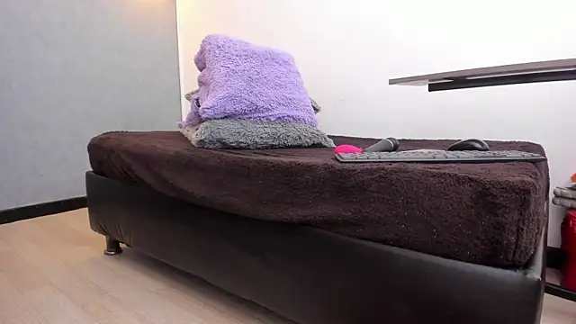 brigittemiller's Live XXX Chat