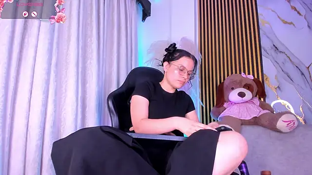 Chat +18 de alejagarcia_ ao vivo