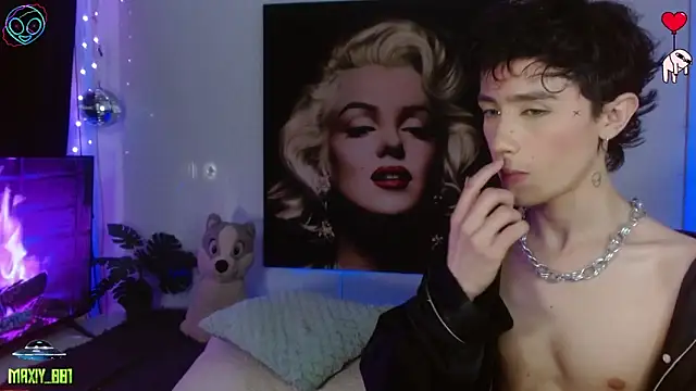 maxiy_001n Webbikameraesitys