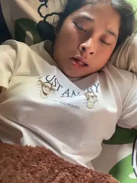 Linbi135 即時 XXX 聊天