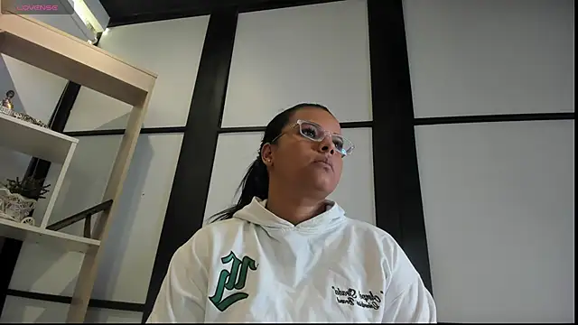 EvelynCampos élő XXX-chatje