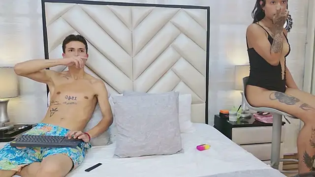 ChloeAndJeanPaul Adlı Modelin Canlı XXX Sohbeti