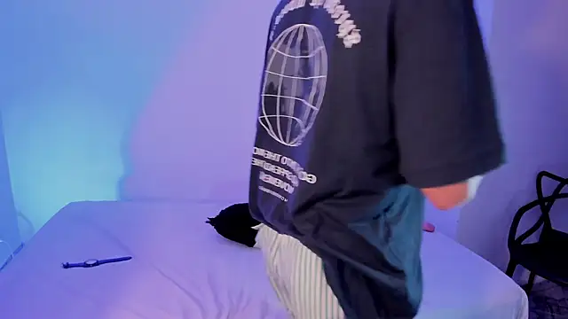 Axel__fierro élő XXX-chatje