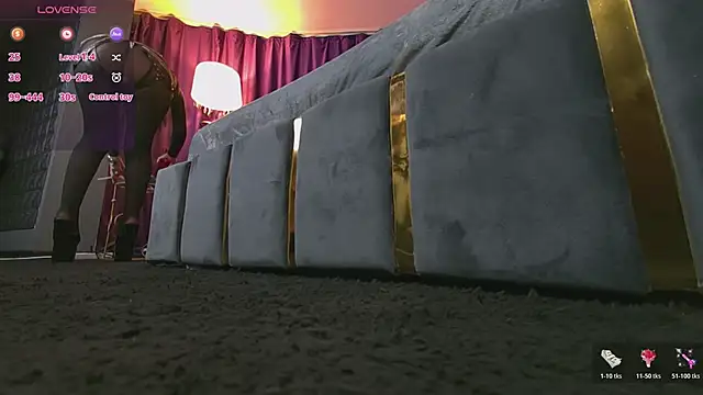 EmpressDesires webkamerás műsora