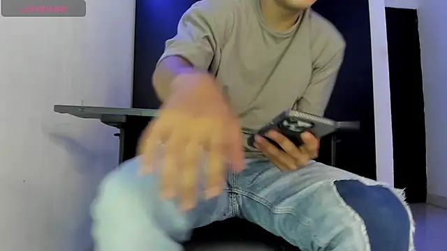 Liam_Mateoのウェブカメラショー