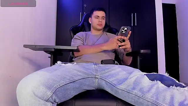 Liam_Mateo 网络视讯表演