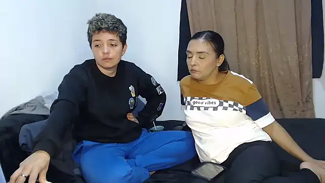 kathy_luisa – Naživo XXX chat