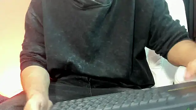 Онлайн чат XXX eren_jeager