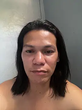 Онлайн чат XXX HugeAgatha