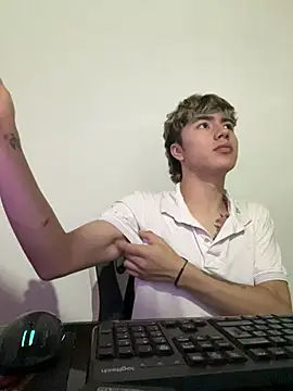 AlexanderCollman2のウェブカメラショー