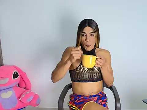 DollsKiara 在線直播表演