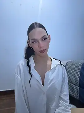 Carlita_cute 在線直播表演