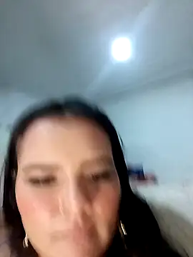 Chat XXX ao vivo de Emily_Rouse23