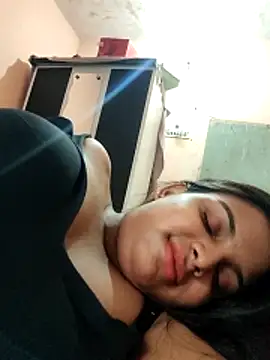 Sexy_AaradhyaのライブXXXチャット