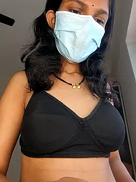 عرض كام Shivani2002