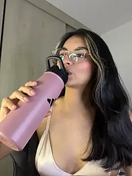 Chat +18 de Cat2525 ao vivo