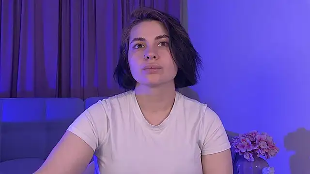 Онлайн чат XXX AdrianaToress