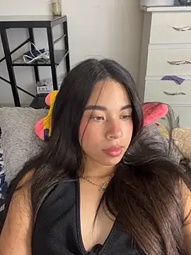 Chat XXX Live Milleradhara24