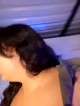 Alezapark: απευθείας συνομιλία ΧΧΧ