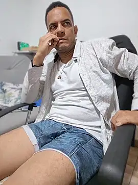 عرض كام latinmartin73