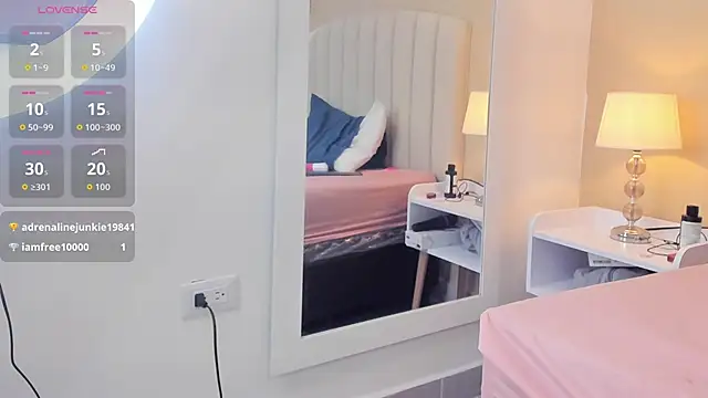 Rachel_Donnelly: онлайн-секс-чат