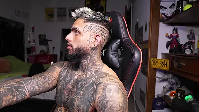 Вебкам-шоу logan_hugh8