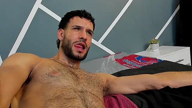 Jacob_BenelliのライブXXXチャット