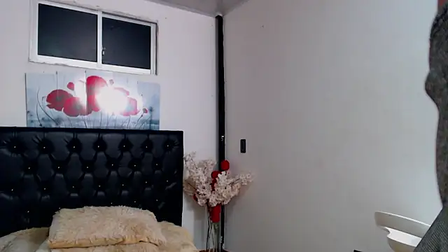 pinky_f00x élő XXX-chatje