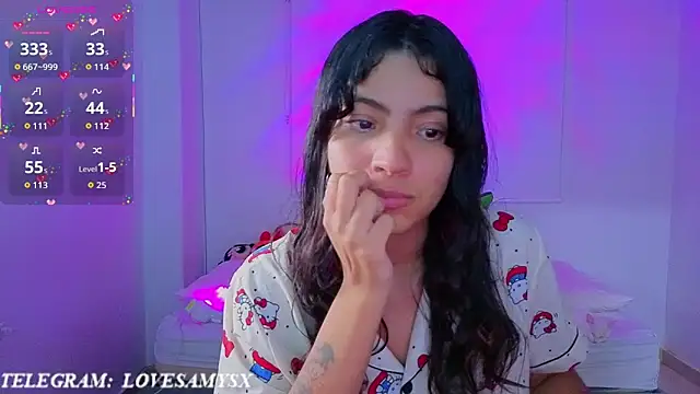 Lovelyamyy Chat XXX in diretta