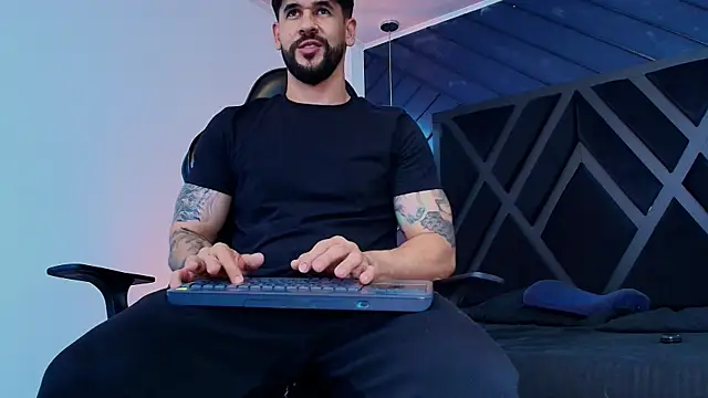 Chat +18 de Petesevans ao vivo