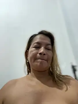 Jlo_69 লাইভ XXX চ্যাট