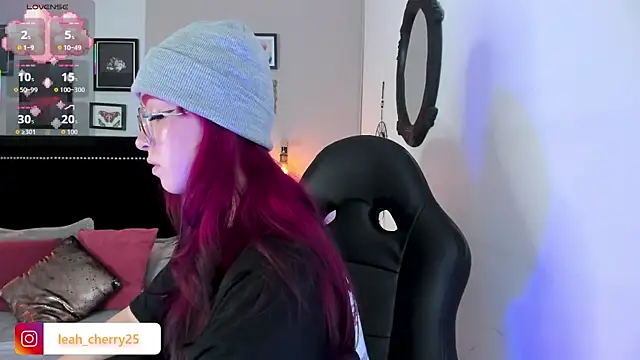 Chatroom XXX en direct de Leah_cherry