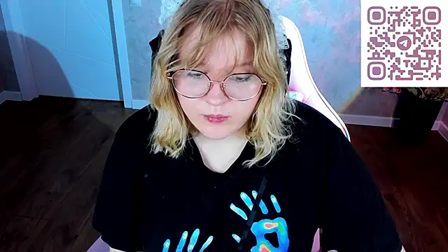 luna_c0ra live XXX chat