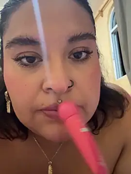 Nailealipsglossy's Webcam Show