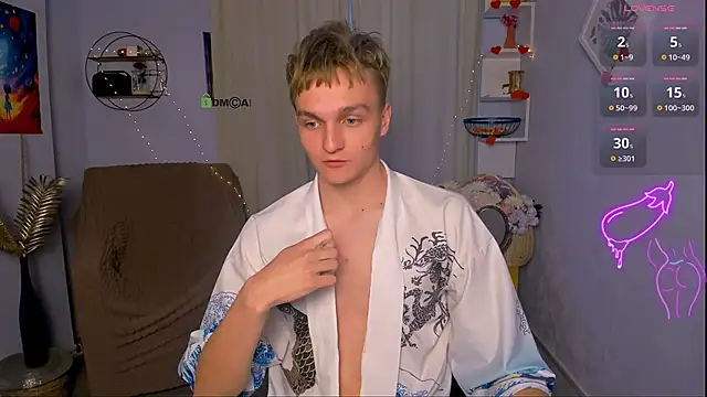 Show modela john_lik na web-kameri