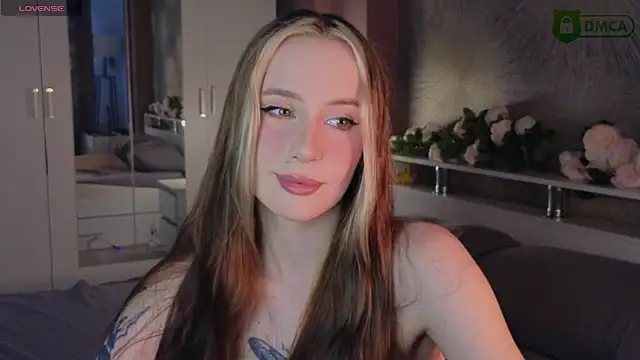 RubyMiracles' Live XXX Chat