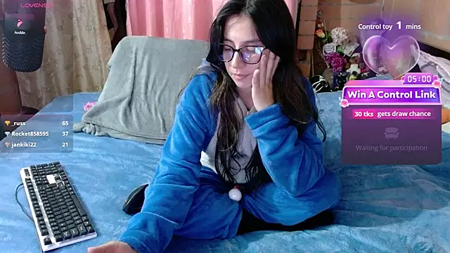 Онлайн чат XXX Maggie_Fox3