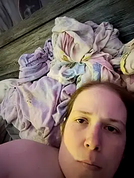 Pokazy przed kamerką – 023thickandjuicy07