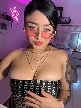 Chatroom XXX en direct de lucianaroy