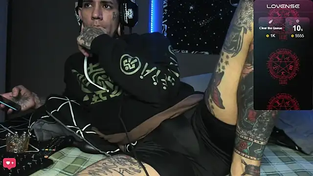 cleoo_jhonny 即時 XXX 聊天