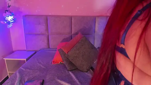 Онлайн чат XXX Lushi_Love